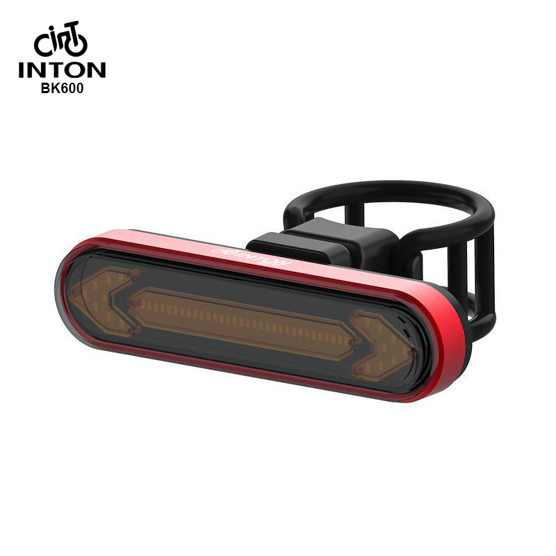 Farol Traseiro BK600
